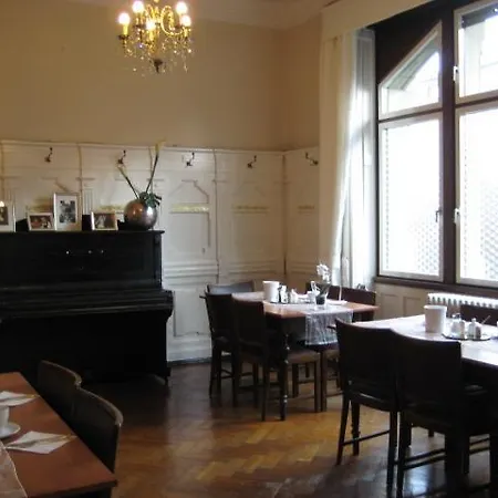 Markgraefler Hof מלון קרלסרוהה