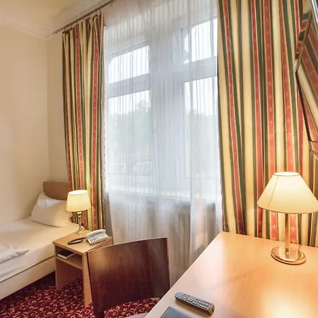 Markgraefler Hof 2* קרלסרוהה