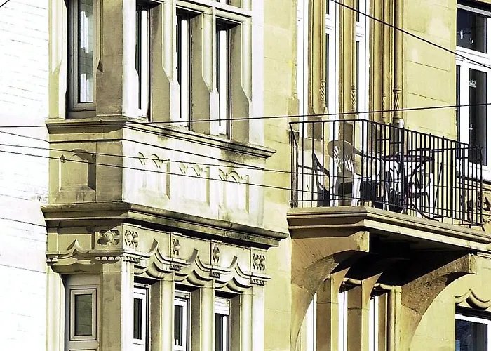 Hotell Markgräfler Hof 2*