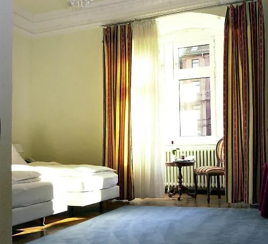 Markgräfler Hof Hotell 2*