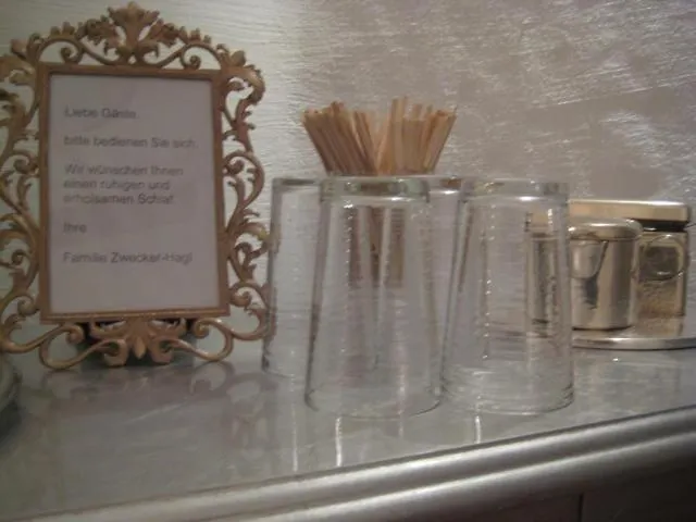 Otel Markgraefler Hof 2*