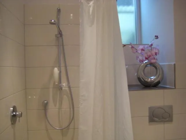 Otel Markgraefler Hof 2*